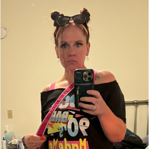 Meet your Posher, Alicia - Picture 2 of 4